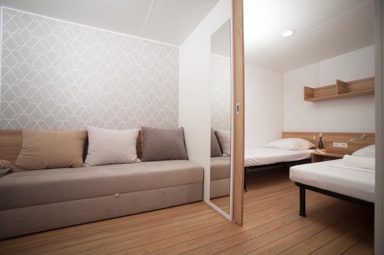 Mediteran Travel Mobile Homes In Camping Terme Catez Brežice Eksteriør bilde