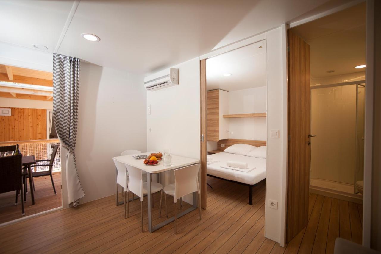 Mediteran Travel Mobile Homes In Camping Terme Catez Brežice Eksteriør bilde