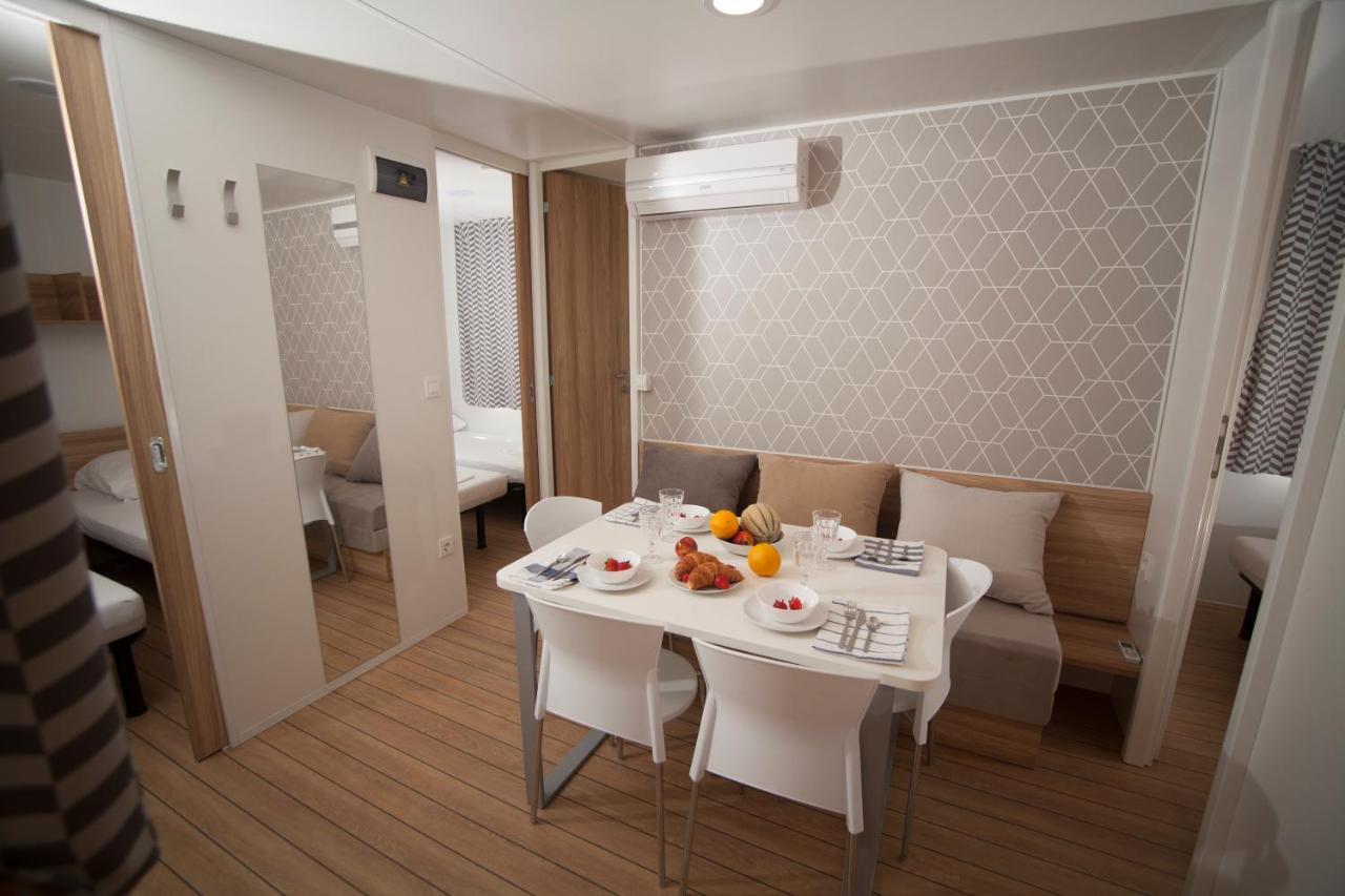 Mediteran Travel Mobile Homes In Camping Terme Catez Brežice Eksteriør bilde