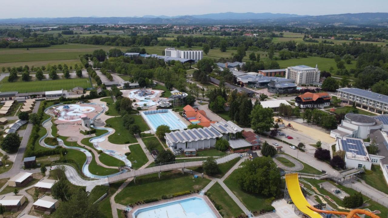 Mediteran Travel Mobile Homes In Camping Terme Catez Brežice Eksteriør bilde
